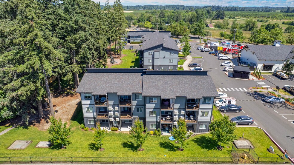 More Photos Of 1225 NW Riverbend Rd, Salem Apartments For Sale