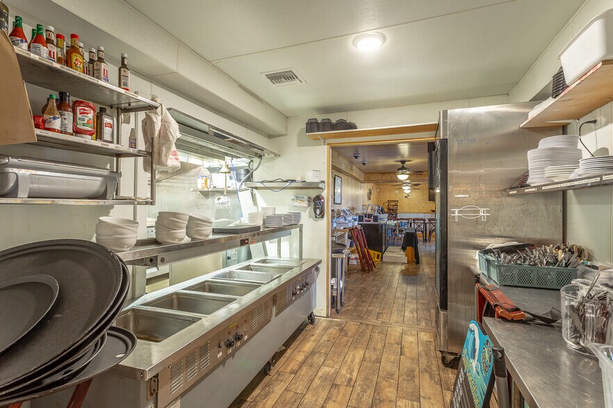More Photos Of 28 W Bayshore Dr, Saint George Island Restaurant For Sale