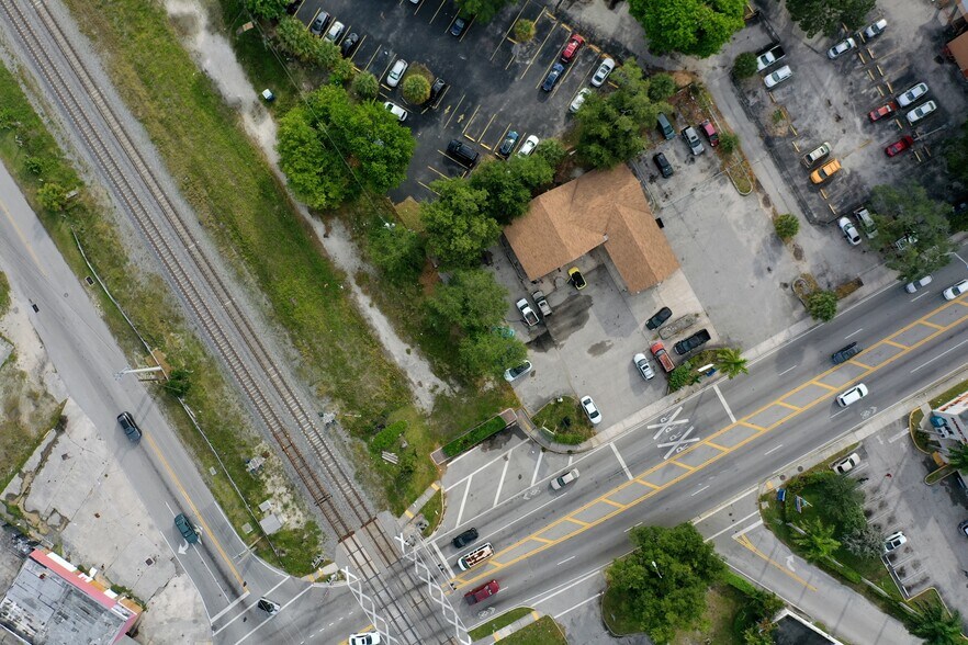 More Photos Of 1401 NE 123rd St, North Miami Auto Repair For Lease