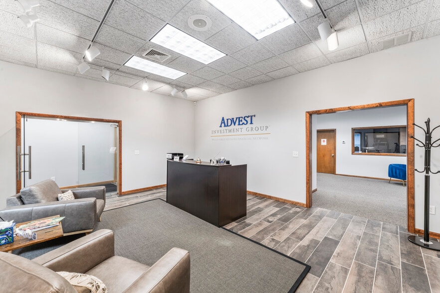 More Photos Of 1650 West St, Southington Storefront Retail Office For Sale