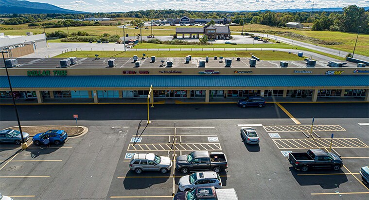 More Photos Of 473-477 W Reservoir Rd, Woodstock Unknown For Lease