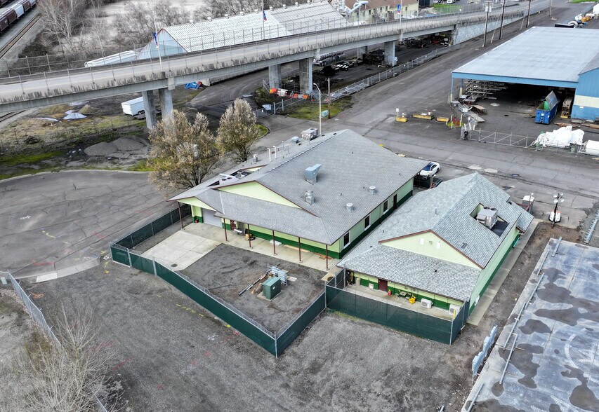 More Photos Of 2121 St Francis Ln, Vancouver Food Processing For Lease