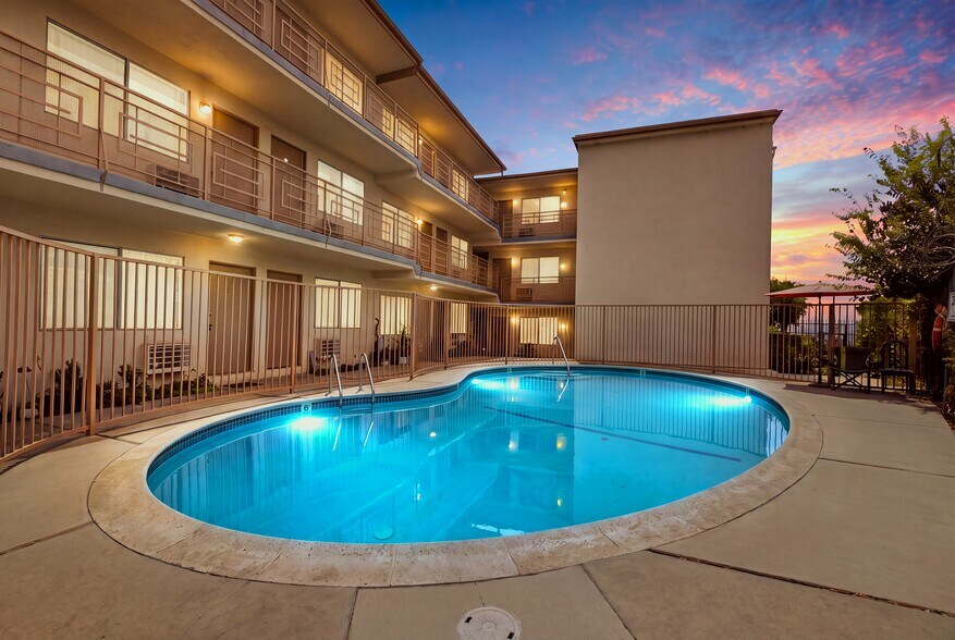 Primary Photo Of 571 Fairview Ave, Los Angeles Apartments For Sale