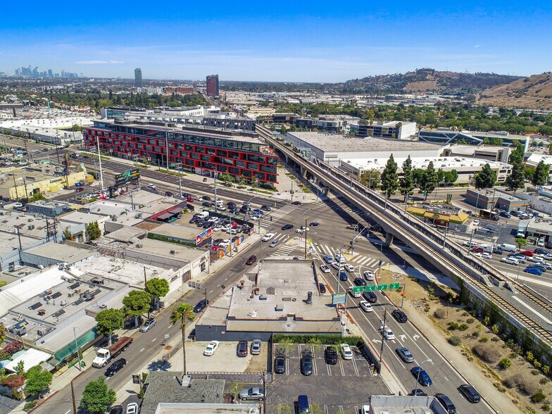 More Photos Of 8953 Venice Blvd, Los Angeles Auto Repair For Sale