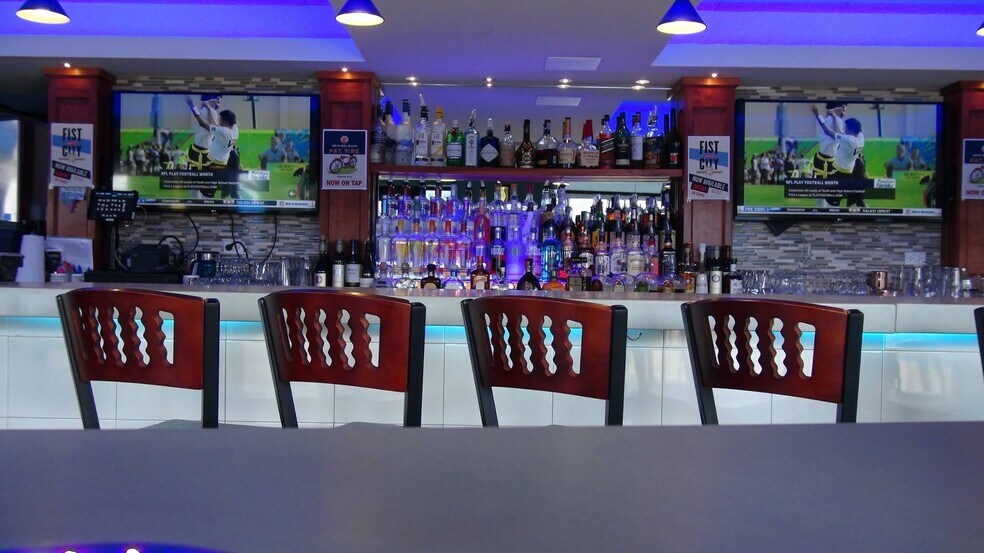 More Photos Of 3309 N Chapel Hill Road, Johnsburg Hotel For Sale