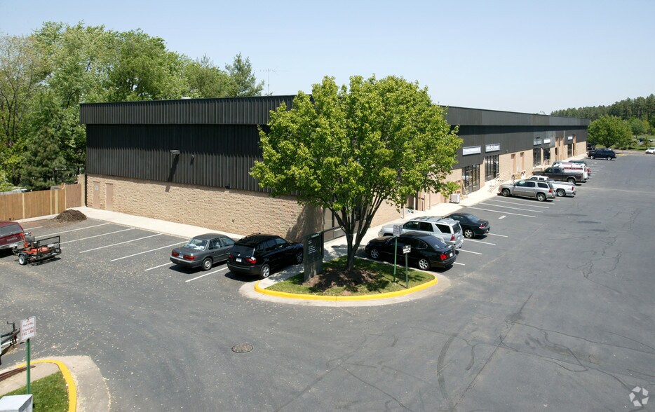 More Photos Of 14502 Lee Rd, Chantilly Flex For Lease