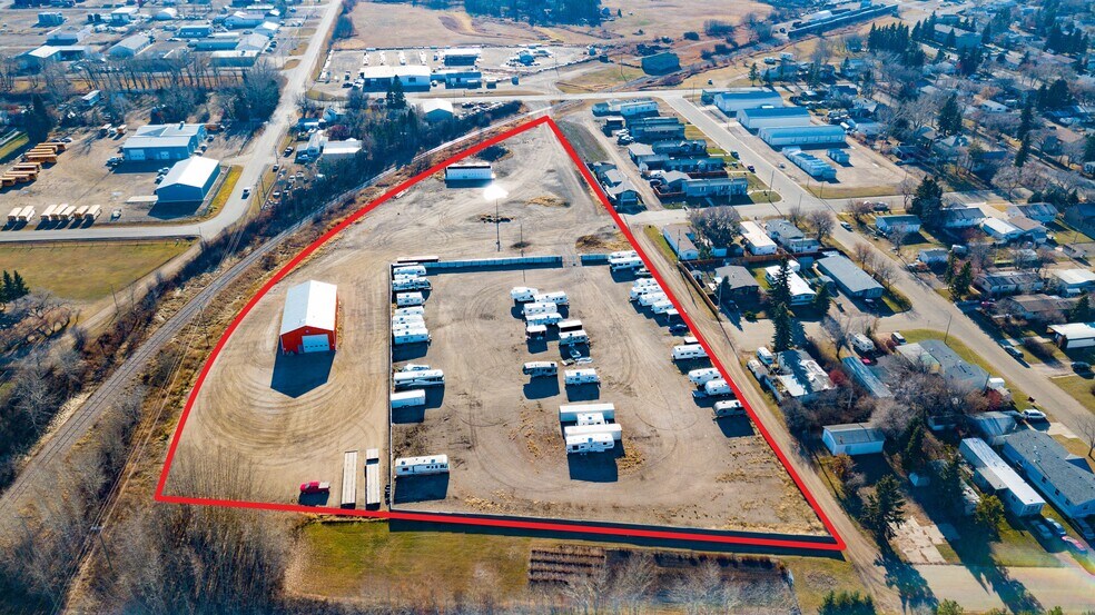 More Photos Of 4204 50 Ave, Stettler Industrial For Sale