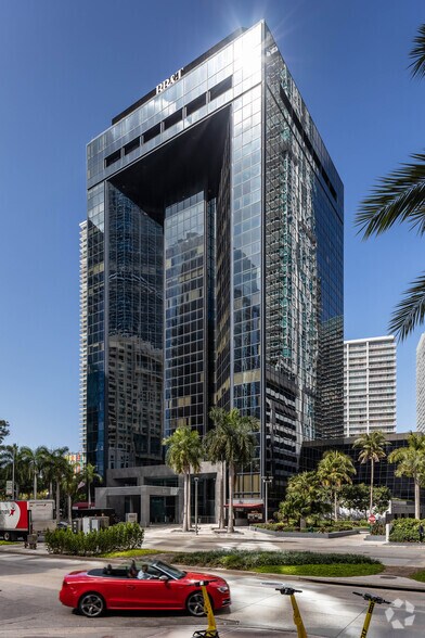 More Photos Of 1200 Brickell Ave, Miami Office For Lease