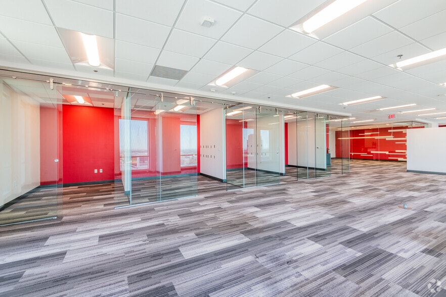 More Photos Of 980 9th St, Sacramento Unknown For Lease