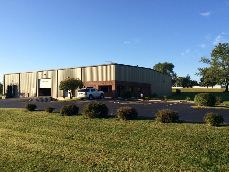 More Photos Of 1427 Bellbrook Ave, Xenia Warehouse For Lease