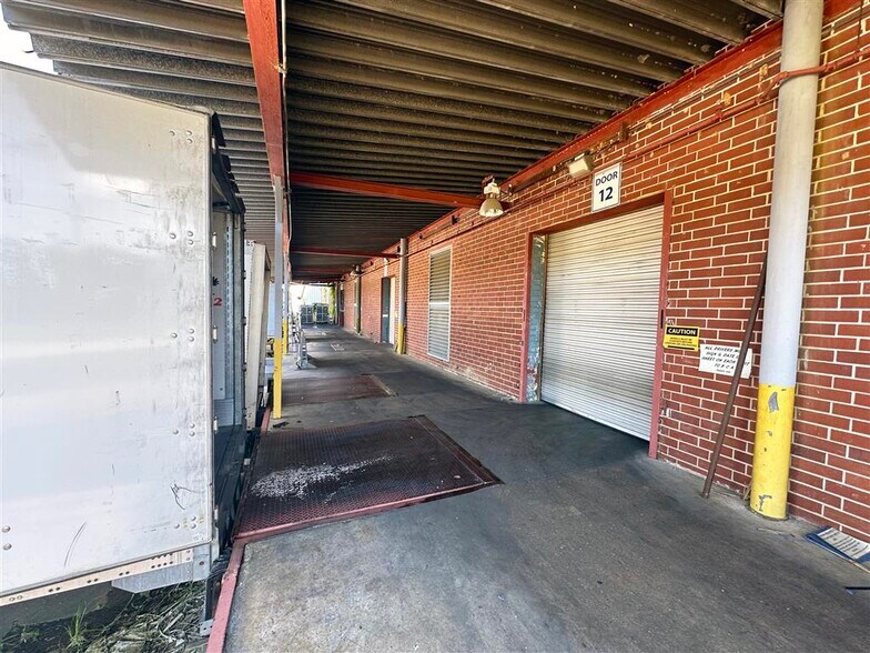 More Photos Of 1000 Bicycle Way, Manning Distribution For Lease