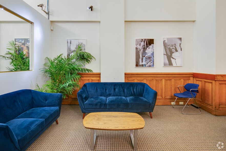 More Photos Of 525 Seymour St, Vancouver Office For Lease