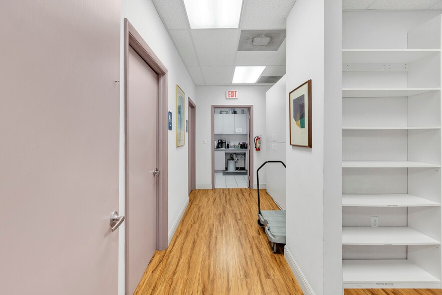 More Photos Of 6155-6187 Miami Lakes Dr E, Miami Lakes Showroom For Sale