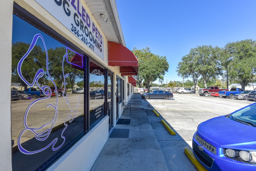 More Photos Of 703 S State St S, Bunnell General Retail For Sale