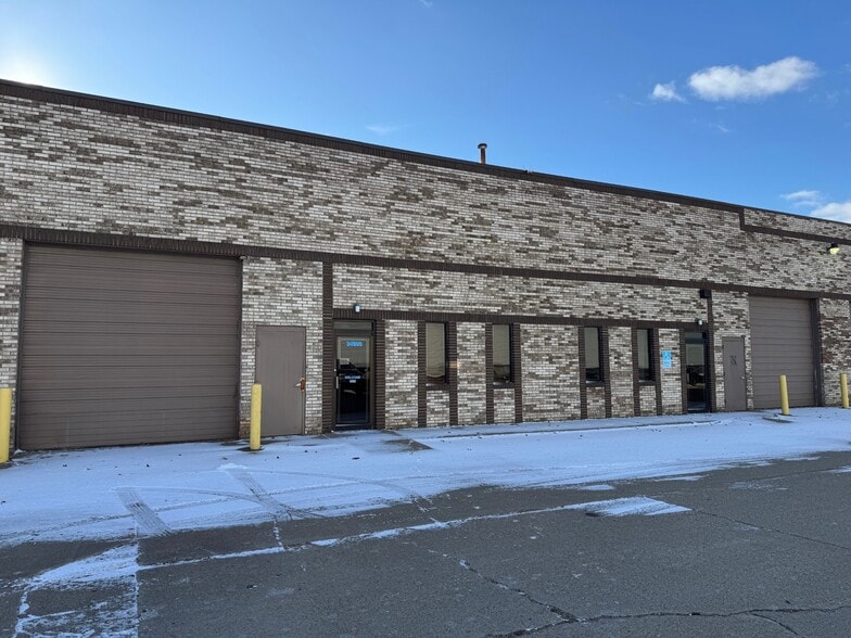 More Photos Of 34082-34096 James J. Pompo Dr, Fraser Warehouse For Lease