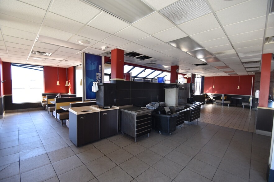 More Photos Of 1212 36th St S, Fargo Fast Food For Sale