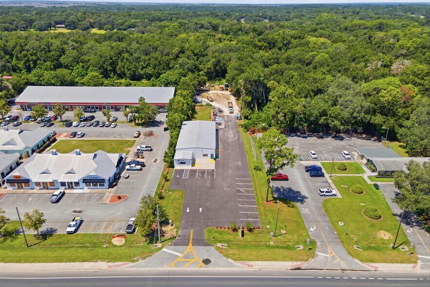 More Photos Of 2450 S US Highway 27/441, Fruitland Park Warehouse For Lease