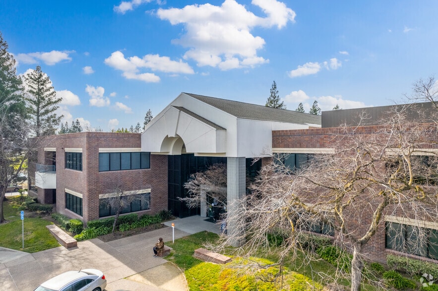 Primary Photo Of 8120 Timberlake Way, Sacramento Medical For Lease