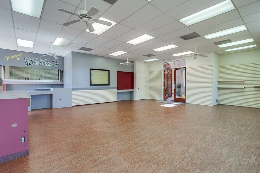 More Photos Of 343 E Alvarado St, Fallbrook Freestanding For Sale