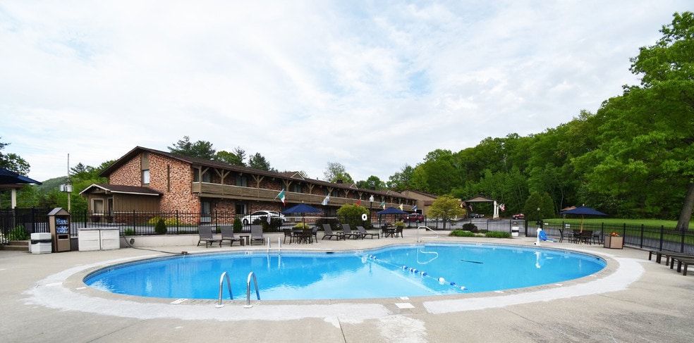 More Photos Of 2452 State Route 9N, Lake George Hotel For Sale