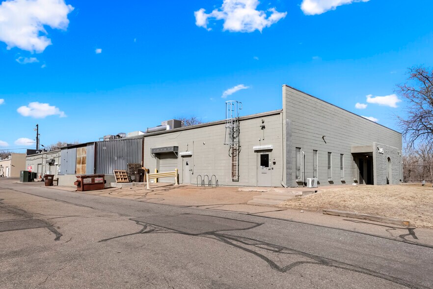 More Photos Of 1845 Range St, Boulder Warehouse For Sale