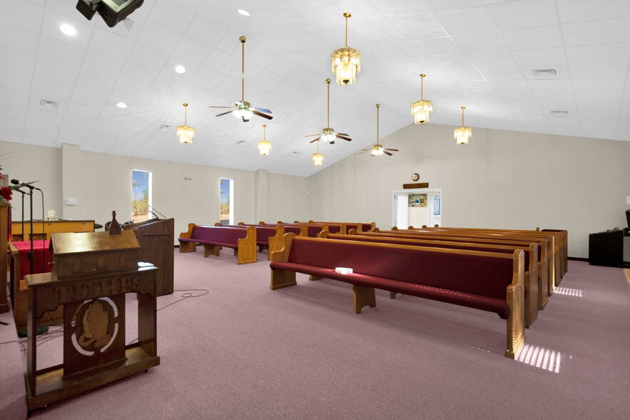 More Photos Of 3460 Big Piney Grove Rd, Clinton Specialty For Sale