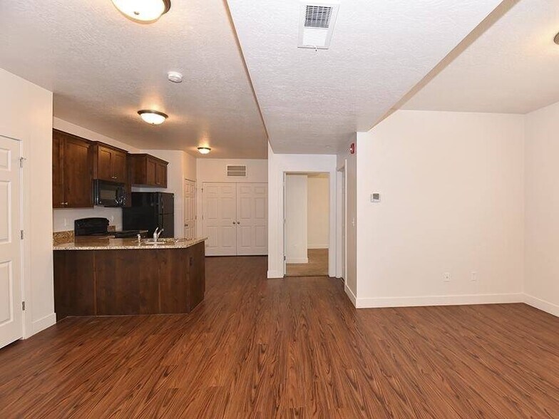 More Photos Of 3602 S 4200 W, West Valley City Apartments For Sale