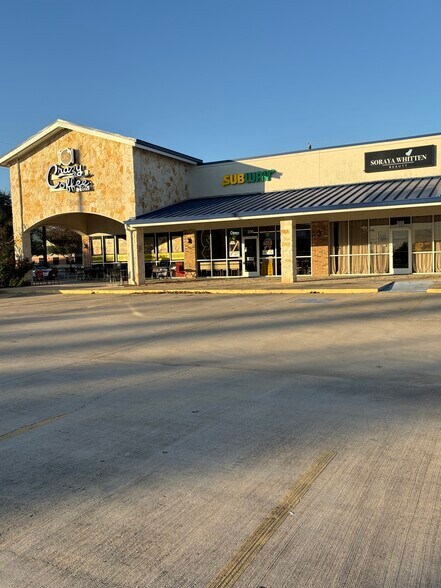More Photos Of 1833 Richmond Pky, Richmond General Retail For Lease