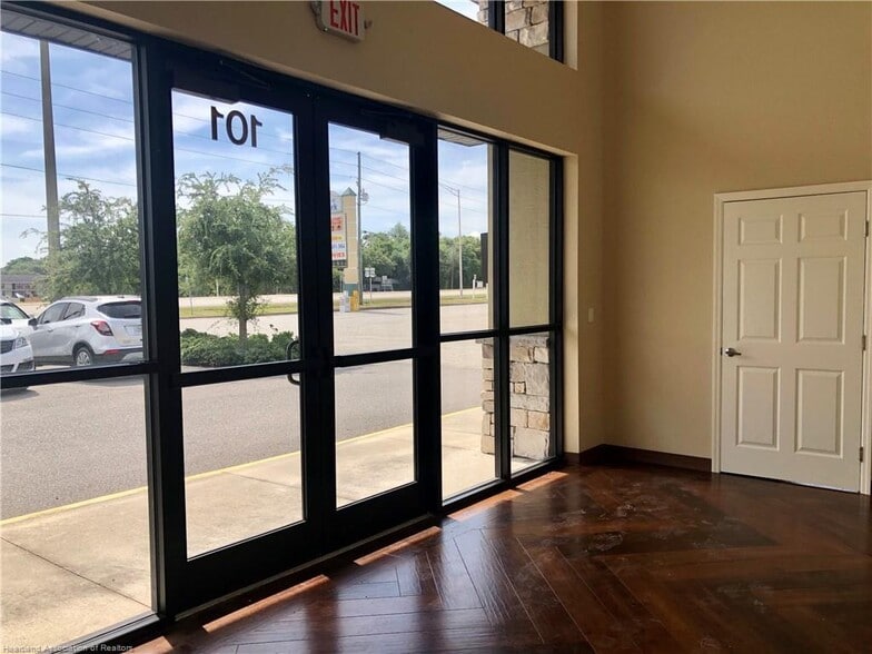 More Photos Of 1659 US Highway 27 N, Avon Park Medical For Sale