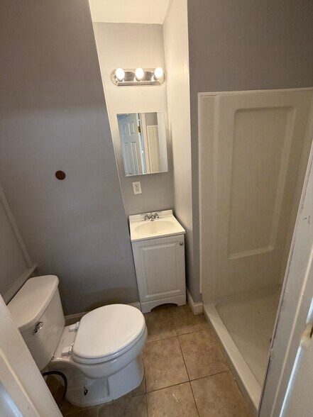 More Photos Of 6106 Torresdale Ave, Philadelphia Storefront Retail Residential For Lease