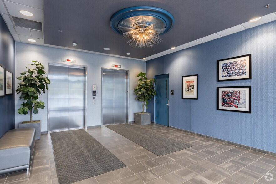 More Photos Of 119 Fairfield Ave, Bellevue Office For Lease