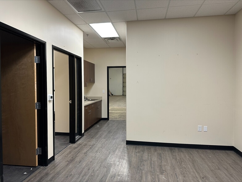 More Photos Of 3673 S Bullard Ave, Goodyear Warehouse For Lease
