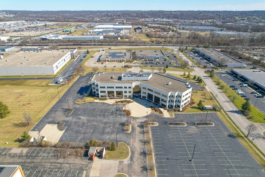 More Photos Of 3 Crowne Point Ct, Sharonville Office For Sale