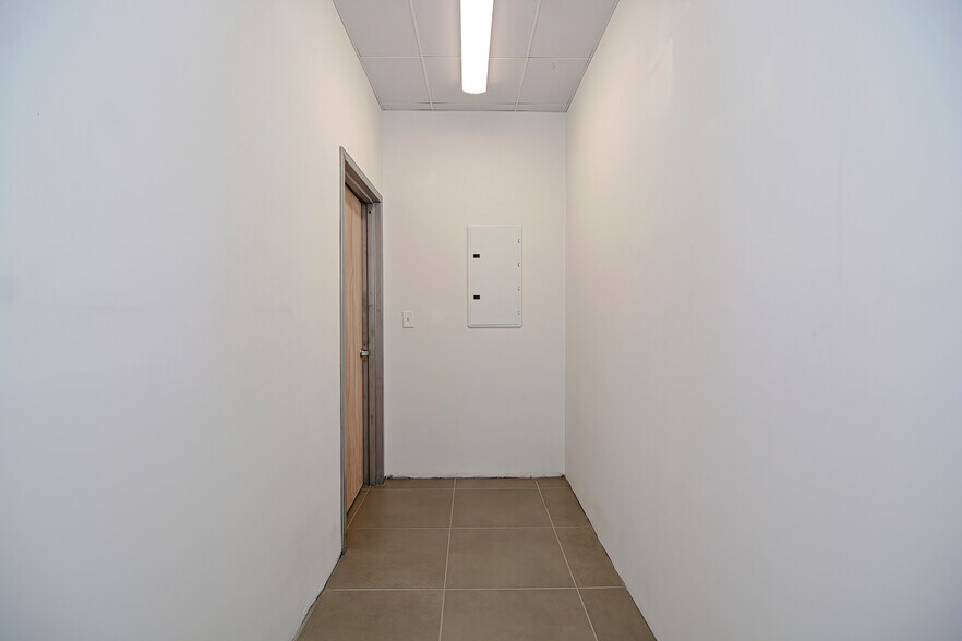 More Photos Of 24-28 High St, Medford Apartments For Lease