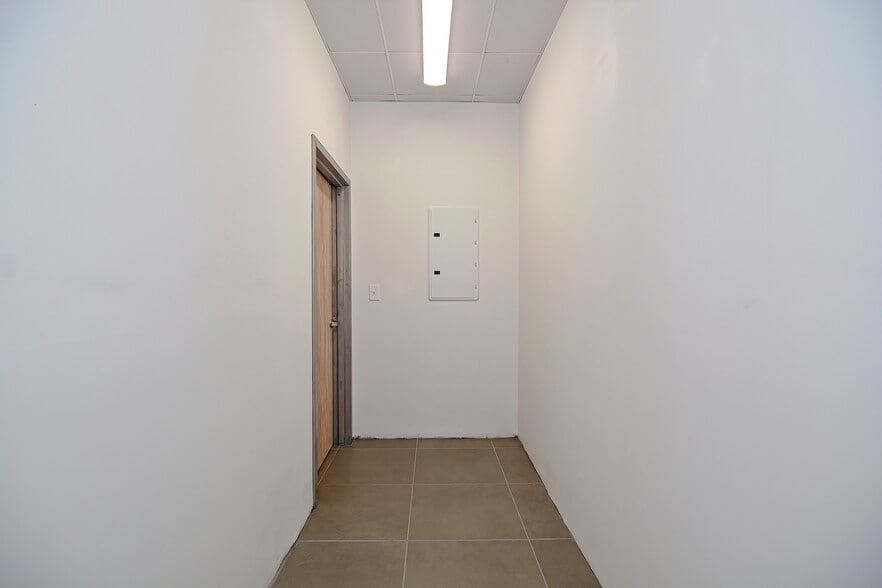 More Photos Of 24-28 High St, Medford Apartments For Lease