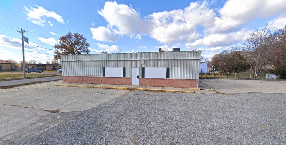 Primary Photo Of 1995 S Broadway St, Poplar Bluff Convenience Store For Sale