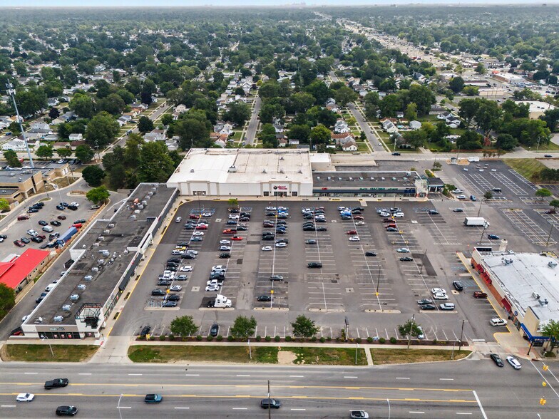 More Photos Of 5866-5870 Middlebelt Rd, Garden City Freestanding For Lease