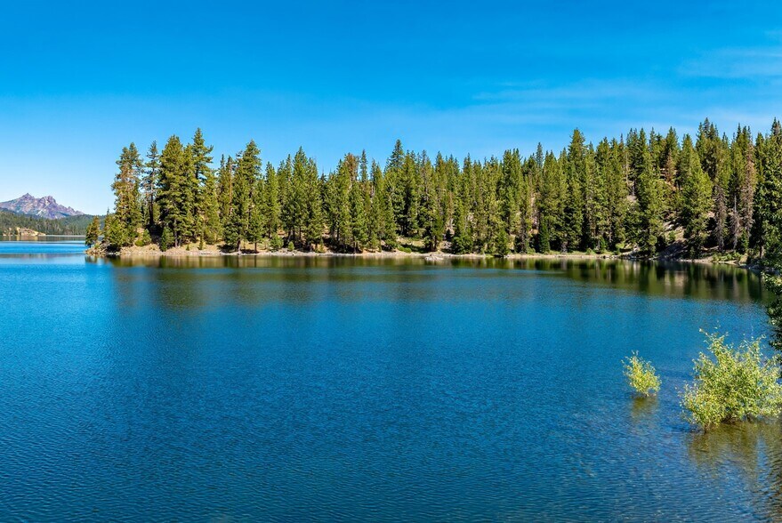 More Photos Of 000 East Meadow Drive, Sierraville Land For Sale