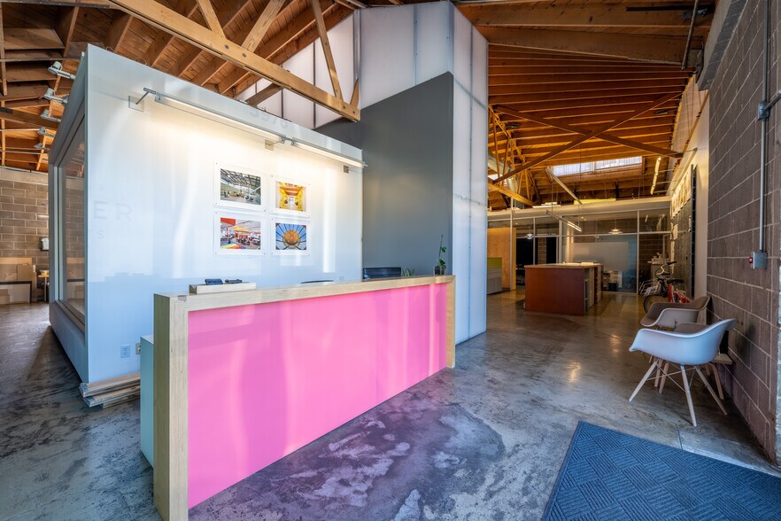 More Photos Of 5972-5976 Washington Blvd, Culver City Flex For Lease