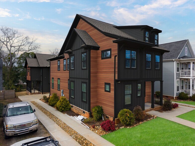 More Photos Of , Greenville Multifamily For Sale