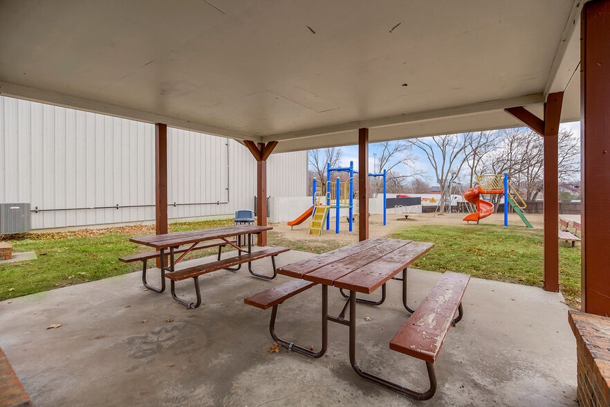 More Photos Of 6807 Sobbie Rd, Pleasant Valley Industrial For Sale