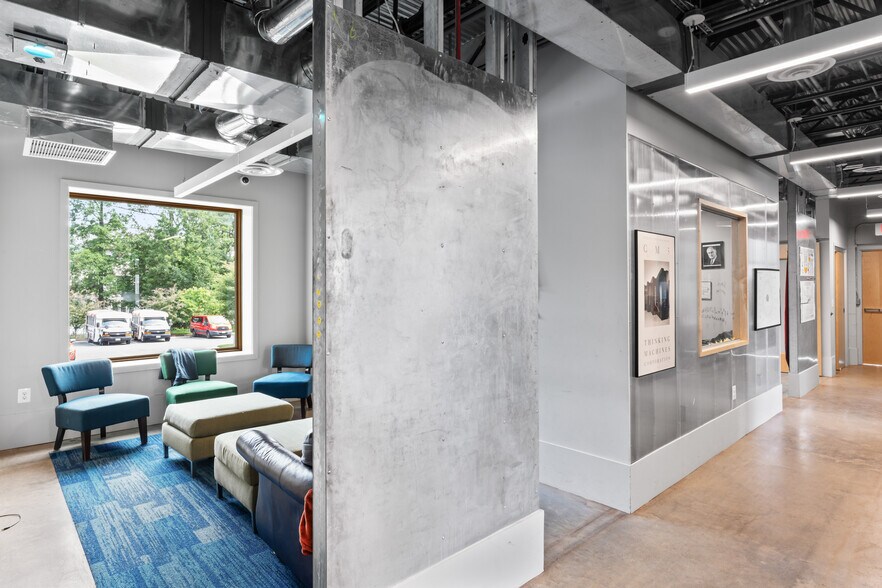 More Photos Of 20577 Ashburn Rd, Ashburn Schools For Lease