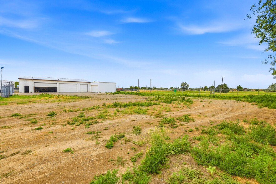 More Photos Of 2676 Van Giesen St, Richland Industrial For Sale