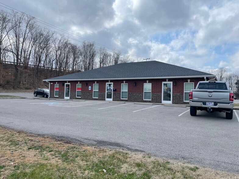 More Photos Of 2284 Raleigh Ct, Clarksville Office For Lease