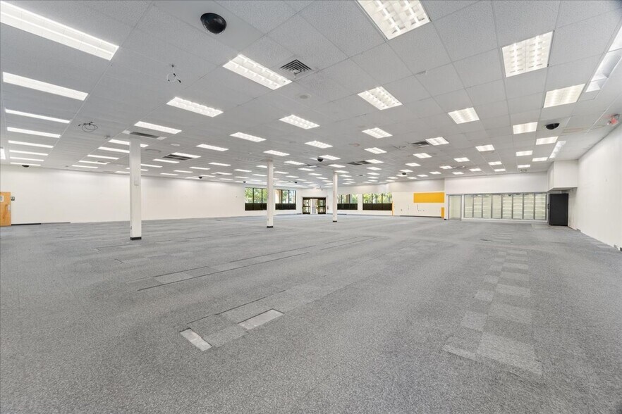 More Photos Of 12750 S Military Trl, Boynton Beach Drugstore For Sale