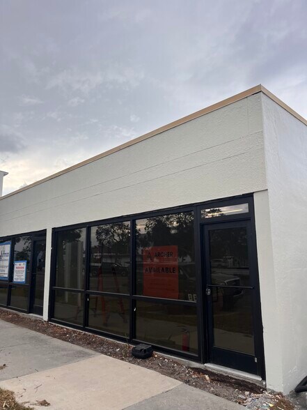 More Photos Of 2819 Central Ave, Saint Petersburg Storefront For Lease