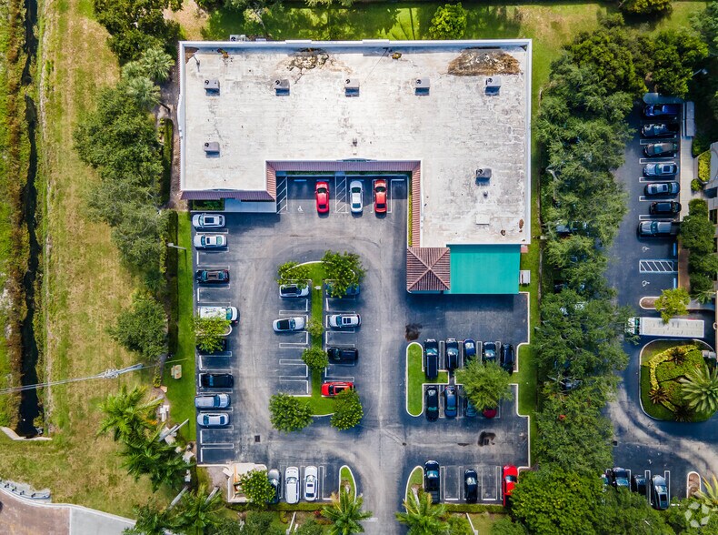 More Photos Of 4800 Linton Blvd, Delray Beach Medical For Lease