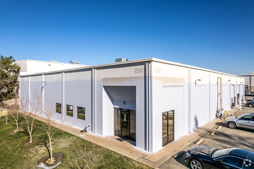 More Photos Of 2587 Mercantile Dr, Rancho Cordova Warehouse For Lease