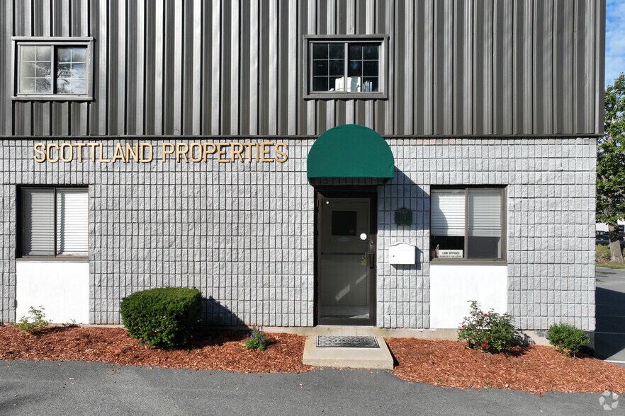 More Photos Of 12 Rogers Rd, Haverhill Manufacturing For Lease