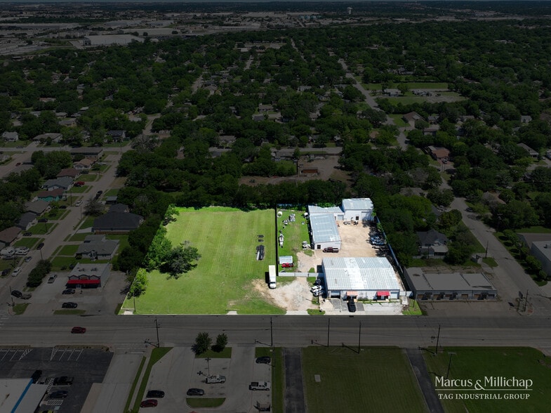 More Photos Of 4309 Broadway Ave, Haltom City Industrial For Sale
